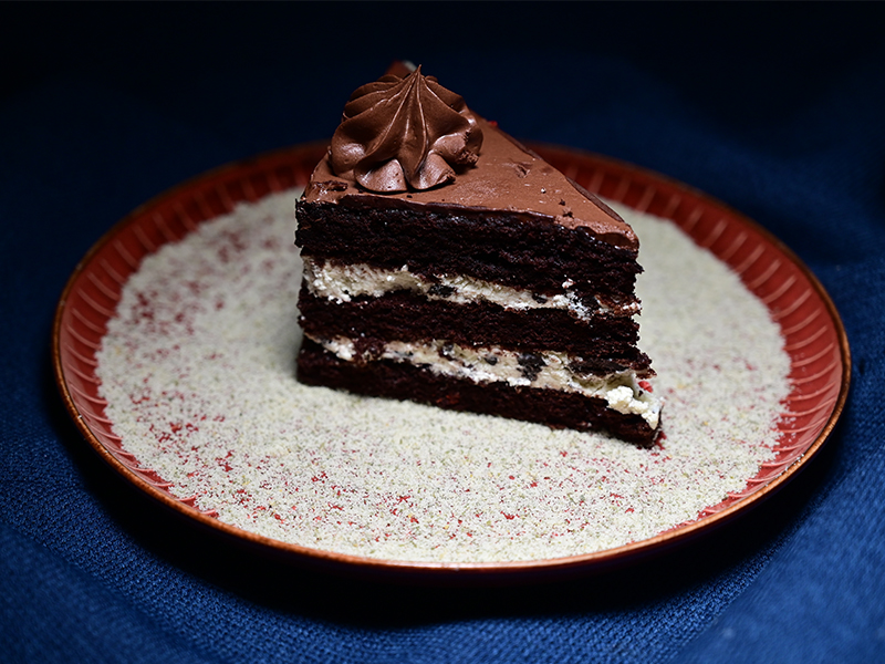 123) Chocolate cake